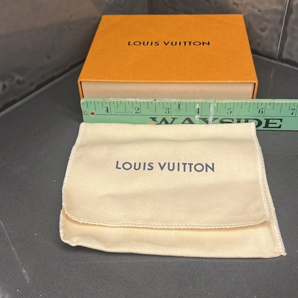 Louis Vuitton box and dust cover - Picture 4 of 6
